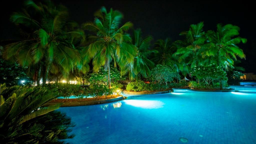 Ocean Spray Hotel Kalapettai ภายนอก รูปภาพ